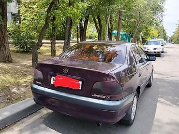 антена 124: Toyota Avensis: 2000 г., 1.8 л, Механика, Бензин, Седан — 2
