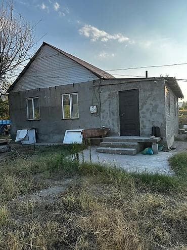а фрейм домик: Дом из блоков с мансардной крышей и бетонным крыльцом. Одноэтажная — 10