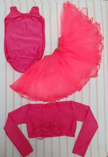 купальник для художественной: Костюм для танцев в хорошем состоянии, без розовой юбочки на 6-7 лет — 1