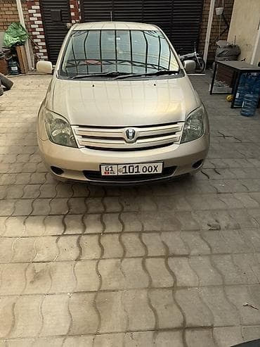 mini kuper: Toyota Ist: 2004 г., 1.3 л, Автомат, Бензин, Хэтчбэк — 1