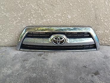 4runner 2017: Решетка радиатора Toyota Б/у, Оригинал — 1