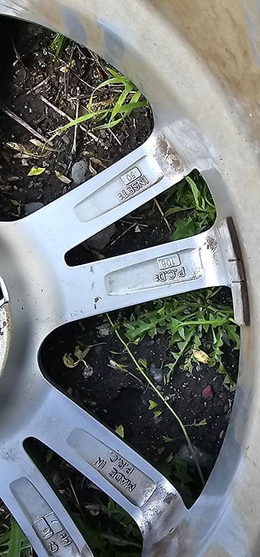 диски на вольво: Литые Диски R 18 Комплект, отверстий - 5, Б/у — 4