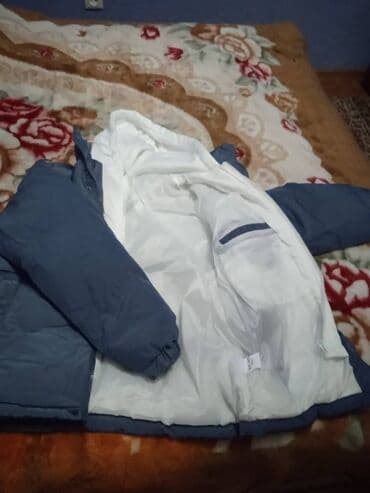 спортивные пуховики: Продаю новую куртку, деми размер 44-46 : цена 1500с — 1