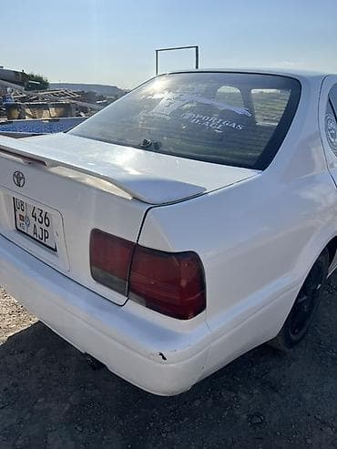 крыло калдина: Toyota Kluger: 1996 г., 1.8 л, Автомат, Бензин, Седан — 4
