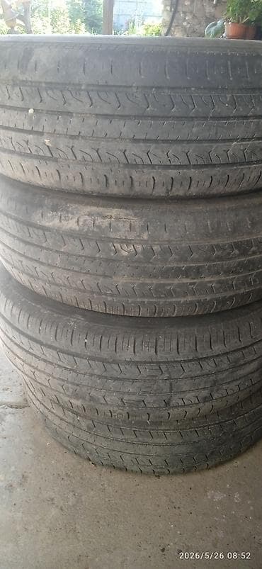 245 70 19 5: Автошины . 2шт протектор жирный 2шт съеден — 3