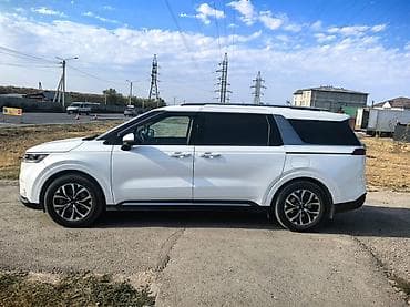 mazda 3 2007: Kia Carnival: 2023 г., 2.2 л, Автомат, Дизель, Минивэн — 4