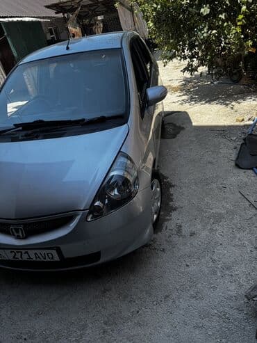тойота ист запчасти бишкек: Honda Fit: 2002 г., 1.3 л, Вариатор, Бензин, Хетчбек — 1