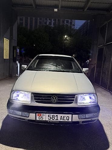 продаю кант: Volkswagen Vento: 1993 г., 1.8 л, Механика, Бензин, Седан — 5