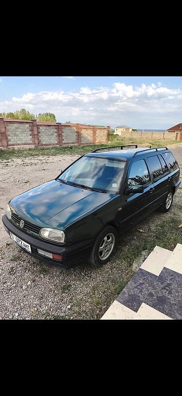 Volkswagen Golf Variant: 1996 г., 1.8 л, Механика, Бензин, Универсал