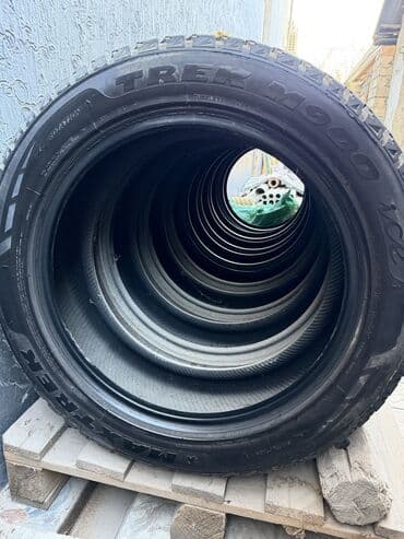 покрышка москвич: Шины 235 / 55 / R 19, Зима, Б/у, Комплект, Внедорожные (АТ/МТ), Китай, Maxtrek — 6