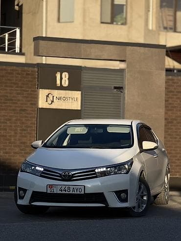 pes 2013: Toyota Corolla: 2014 г., 1.6 л, Автомат, Бензин, Седан — 2