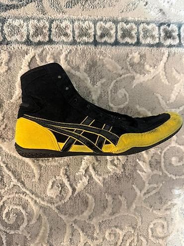 футболка юникло мужская: Мужские кроссовки, 42, Asics, Б/у, цвет - Черный — 2