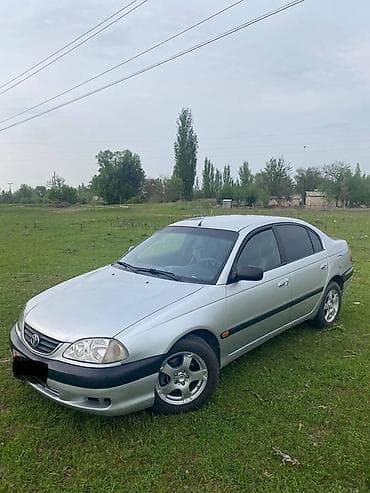 чанган uni v: Toyota Avensis: 2000 г., 1.6 л, Механика, Бензин, Седан — 1