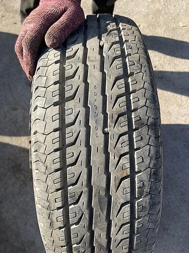 Шины 225 / 70 / R 15, Всесезонная, Б/у, Комплект, Грузовики/Автобусы, Continental — 10