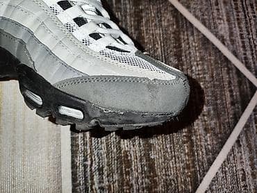 Мужская обувь: Мужские кроссовки, 39, Nike, Б/у, цвет - Серый, Бесплатная доставка — 3