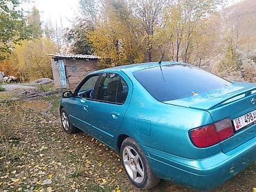 Nissan Primera: 1998 г., Седан — 4