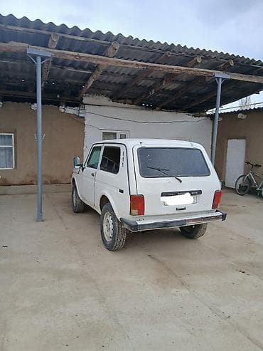 golf 1 6: ВАЗ (ЛАДА) 2121 (4x4): 2004 г., 1.6 л, Механика, Бензин, Внедорожник — 2