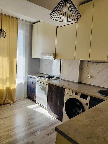 flat osh: СДАЁТСЯ СВЕТЛАЯ ЕВРО-ДВУХКОМНАТНАЯ КВАРТИРА 📍 Мкр. Кокжар ул — 6