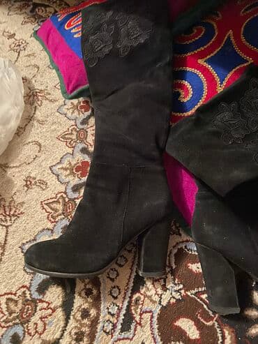 Атайын кийим: 1. Замша, внутри мех 39 размер 3.кожа и натуральный мех 39 размер 4 — 9