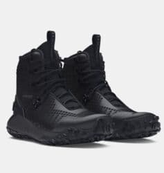 Прокат одежды: Мужские кроссовки, 44, Under Armour, Новый, цвет - Черный, Платная доставка — 17