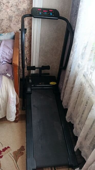 зара обувь: Беговая дорожка с электронным консольным пультом. Особенности: - — 1