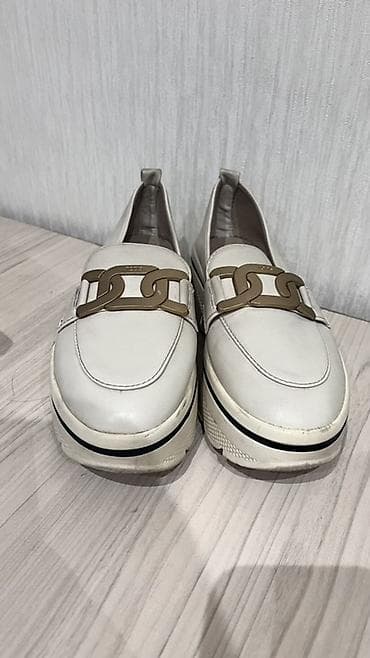 Туфли: Лоферы женские, белые - Модель: лоферы на утолщённой подошве - Цвет — 4