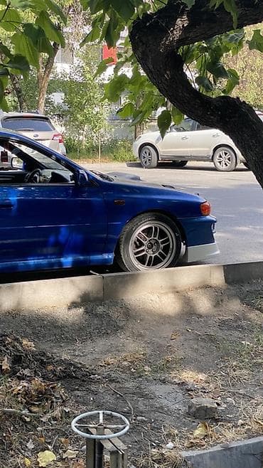 Subaru Impreza: 2000 г., 2 л, Кол менен иштөөчү, Бензин, Седан — 4