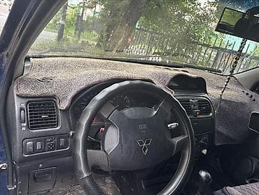 мисубиси спейс стар: Mitsubishi Space Star: 2000 г., 1.3 л, Механика, Бензин, Универсал — 6