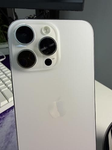macbook 2012 pro: IPhone 16 Pro Max, Б/у, 256 ГБ, Белый, Защитное стекло, Чехол, Кабель, 95 % — 3
