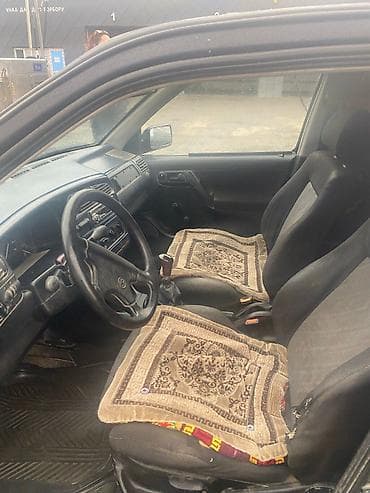 samara lada: Volkswagen Vento: 1996 г., 1.8 л, Механика, Бензин — 4