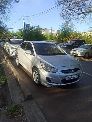 салярис машина: Hyundai Solaris: 2013 г., 1.6 л, Автомат, Бензин, Седан — 8