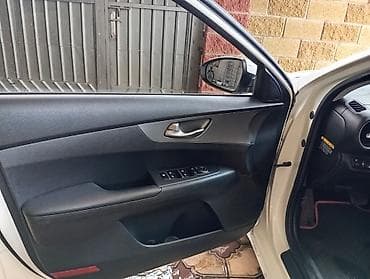 kia k3 2020: Kia K3: 2020 г., Седан — 9