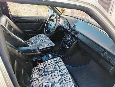 айнек авто: Mercedes-Benz W124: 1995 г., 3.2 л, Автомат, Бензин, Седан — 9