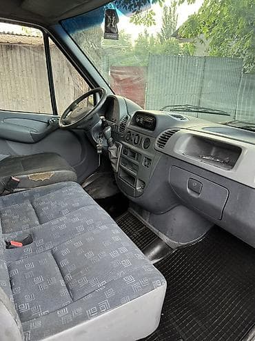 капот sprinter: Mercedes-Benz Спринтер: 2001 г., 2.2 л, Механика, Дизель, Фургон — 10