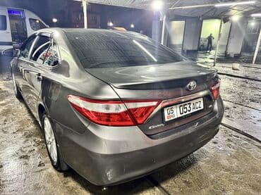 дополнительные приборы: Toyota Camry: 2016 г., Автомат, Бензиновая, Седан — 4