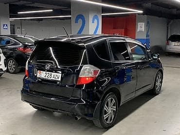 ситирим хонда: Honda Fit: 2011 г., 1.5 л, Автомат, Бензин, Хэтчбэк — 3