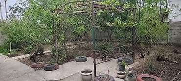 Үйлөр: 🏡 Срочно продаётся дом! 📍 Район: Ак-Ордо 1 📌 Улица: Ормон-Хан 🔹 — 4
