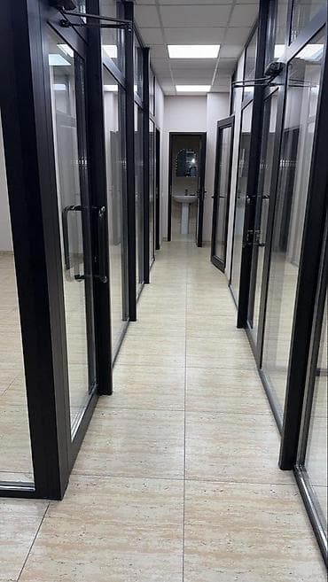 Аренда офисов, 70 м², В жилом комплексе, 1 линия, С отдельной кухней, С отдельным входом