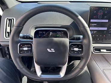 Продажа авто: Lixiang L6: 2024 г., 1.5 л, Гибрид, Кроссовер — 4