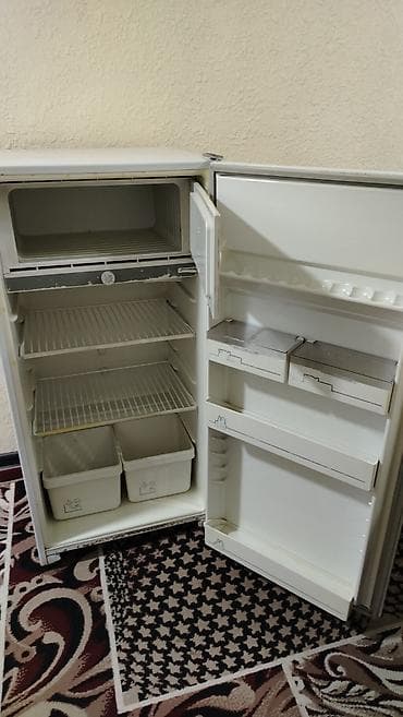 срочно скупка: Продам холодильник ✅ очень хорошо работает, все полочки на месте, не — 6