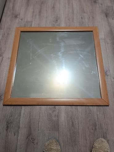 Зеркало в деревянной раме - прямоугольная форма размер 860*850 - at lalafo.kg Зеркало в деревянной раме - прямоугольная форма размер 860*850 -