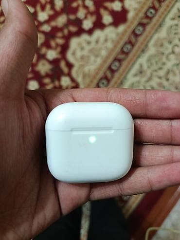 електронні книги: Беспроводные наушники вкладыши с зарядным кейсом - Форм‑фактор — 2