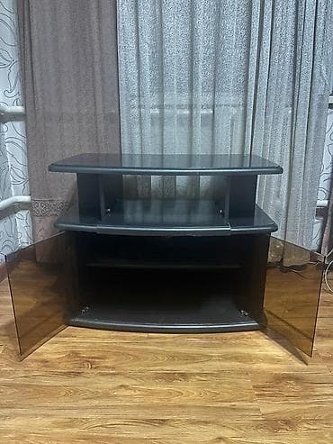 tcl 85: Тумба и подставка для телевизора, Б/у, Напольная, ЛДСП, цвет - Черный — 2