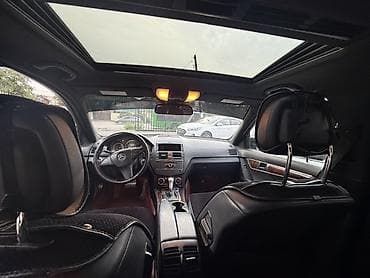 Mercedes-Benz C-Class: 2010 г., 3 л, Автомат, Бензин, Седан — 9