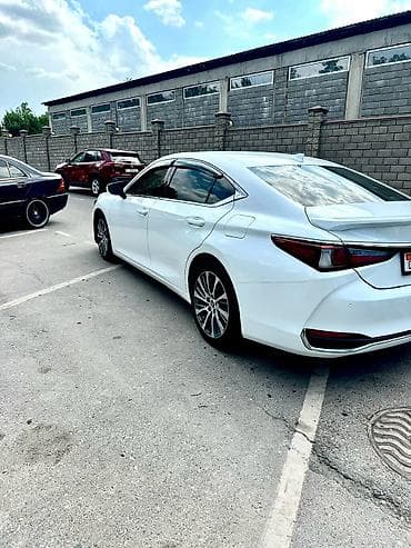 lexsus: Lexus ES: 2022 г., 2.5 л, Автомат, Гибрид, Седан — 2