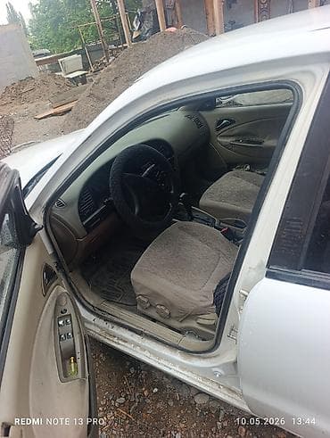 Daewoo Nubira: 2000 г., 1.5 л, Автомат, Бензин, Седан