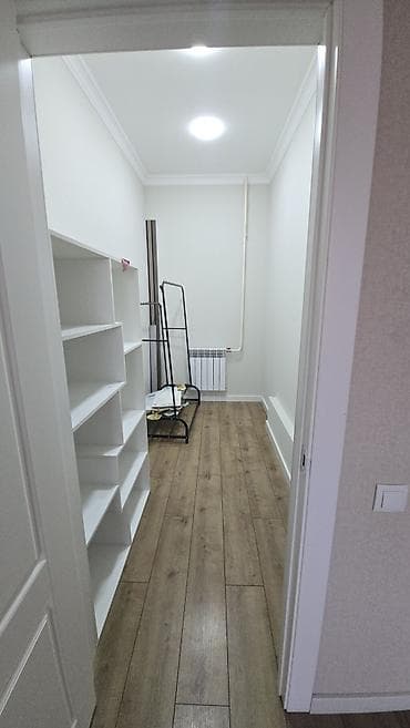 Кыймылсыз мүлк: 180 м², 6 бөлмө жана андан көп, Алтын-ордо ж/м, Үй-бүлөлүүлөргө — 8