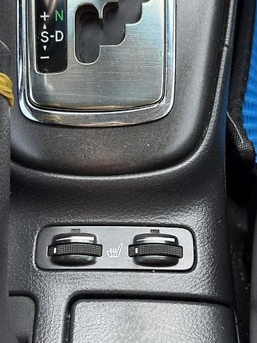 Toyota Avensis: 2006 г., 2.4 л, Бензин, Седан — 7