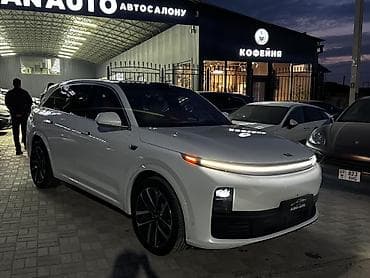 Lixiang L7: 2024 г., 1.5 л, Автомат, Гибрид, Кроссовер