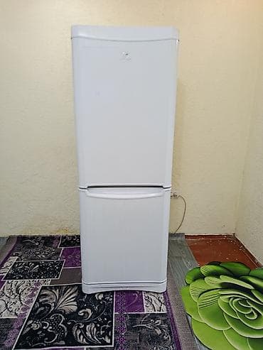 Холодильник Indesit, Б/у, Двухкамерный, De frost (капельный), 60 * 170 * 60
